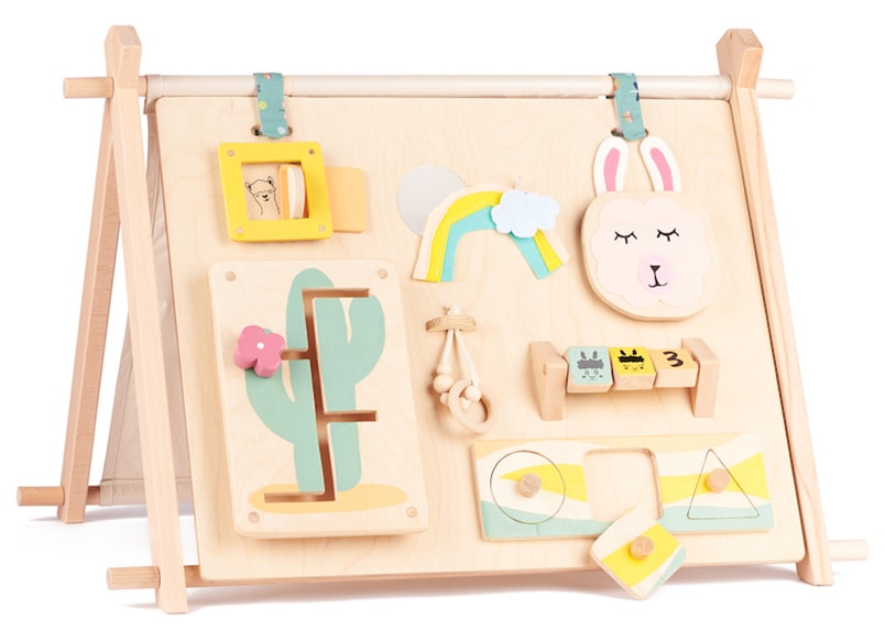 Pannello sensoriale Montessori Cherieswood, un gioco in legno educativo pensato per i bambini dai 6 ai 36 mesi di età. 