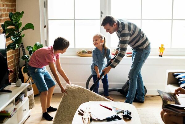 bambini e lavori domestici