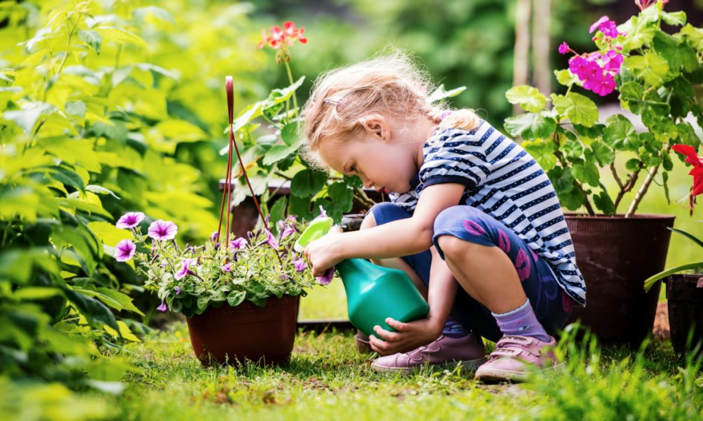 Bambini e giardinaggio