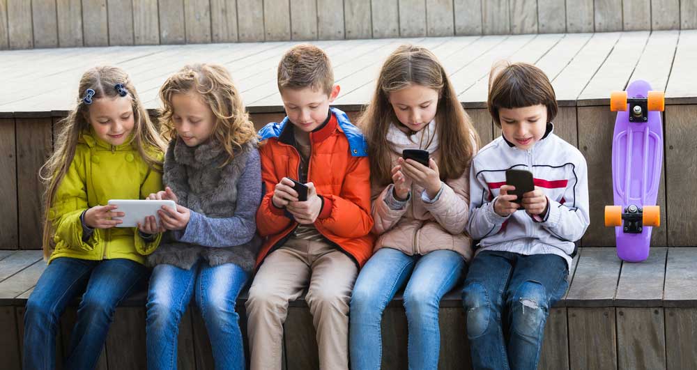 Smartphone e bambini: alternative per limitarne l’uso